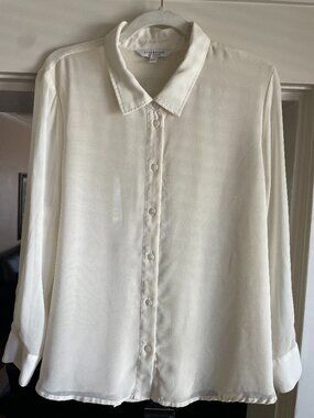 Liverpool Los Angeles Sheer Button Up with Pleated Back Detail - L